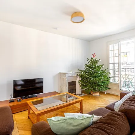Guestready - Confort Familial Avec Balcon Appartamento Parigi