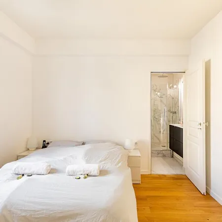 Appartamento Guestready - Confort Familial Avec Balcon Parigi